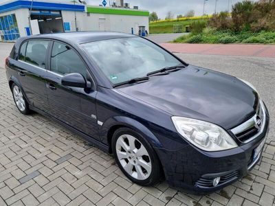 Verkauft Opel Signum 2.2 mit neuer HD ., gebraucht 2006, 269.858 km in  Düsseldorf - Bez...