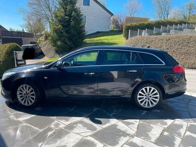 Second-hand Opel Insignia 220 CP (161 kW) 2009 Negru Break