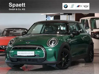 Gebraucht Mini Cooper SE Hatch 135 kW (184 PS) 2023 British racing green Kleinwagen