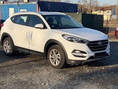 Weiß Gebraucht 2018 Hyundai Tucson Trend SUV | 15.800 € (Guter Preis)