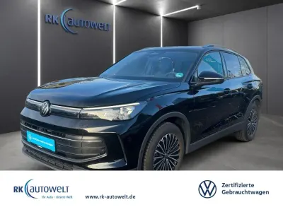 Gebraucht VW Tiguan Goal 150 PS (110 kW) 2025 Schwarz SUV