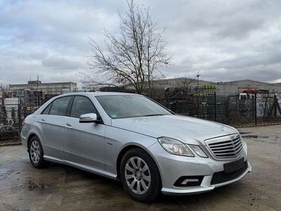 Gebraucht Mercedes E300 AMG line 231 PS (169 kW) 2011 Silber Limousine