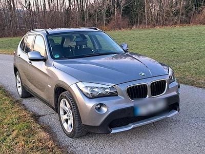 Grau Gebraucht 2012 BMW X1 SUV | 13.900 € (Teuer)