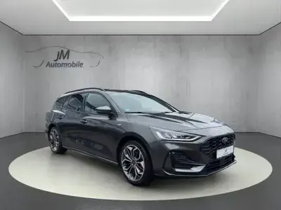 Gebraucht Ford Focus ST-Line 155 PS (114 kW) 2023 Grau Kombi