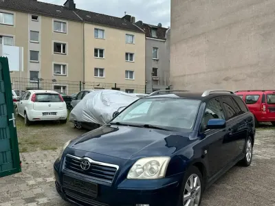 Gebraucht Toyota Avensis 129 PS (94 kW) 2005 Blau Kombi