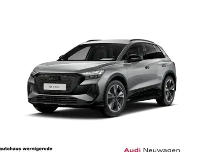 Gebraucht Audi Q4 e-tron S-Line 210 kW (286 PS) 2024 Taifungrau metallic SUV