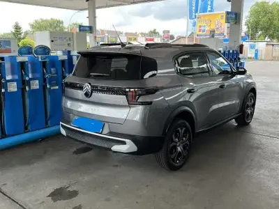 Gebraucht Citroën C3 Aircross 101 PS (74 kW) 2025 Grau SUV