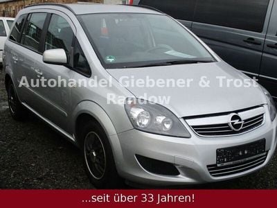 Gebraucht Opel Zafira Family 116 PS (85 kW) 2011 Silber Van / Kleinbus