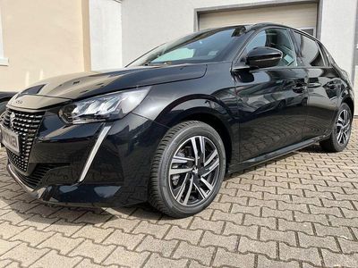 Gebraucht Peugeot 208 Allure 101 PS (74 kW) 2023 Kleinwagen