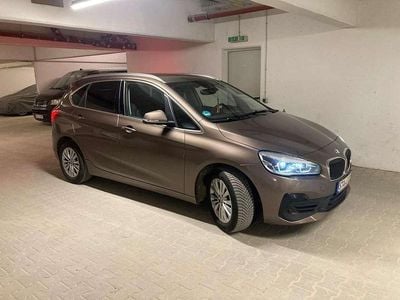 Gebraucht BMW 218 Active Tourer 140 PS (102 kW) 2019 Braun Van / Kleinbus