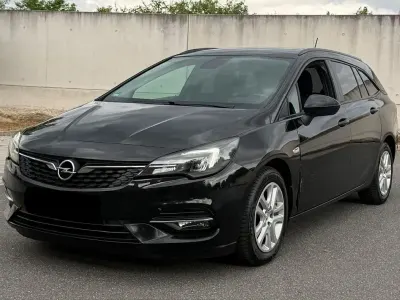 Gebraucht Opel Astra Business 105 PS (77 kW) 2022 Schwarz Kleinwagen