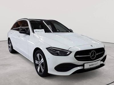 Gebraucht Mercedes C300e 204 PS (150 kW) 2023 Polarweiß Kombi
