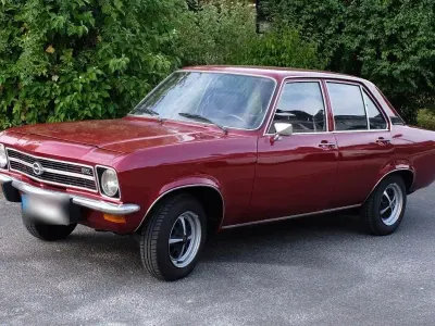 Gebraucht Opel Ascona 48 PS (35 kW) 1972 Rot Limousine