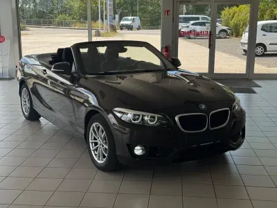 Gebraucht BMW 218 Advantage 136 PS (100 kW) 2018 Braun Cabrio