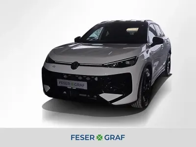 Nowe VW T-Roc Cabriolet R-line 150 KM (110 kW) 2026 Biały SUV