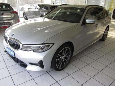 Gebraucht BMW 320 Sport Line 190 PS (139 kW) 2020 Glacierslber Kombi