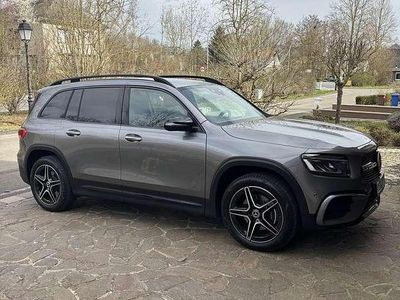 Gebraucht 2024 Mercedes GLB200 AMG line SUV | 42.000 € (Etwas zu teuer)