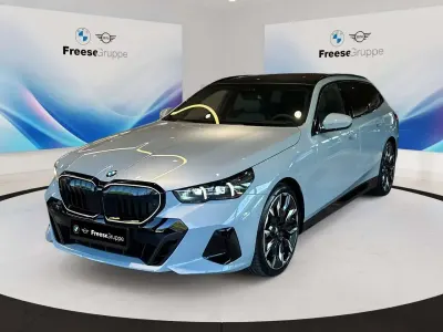 Neu BMW 540 M Sport 303 PS (222 kW) 2026 Silber Limousine