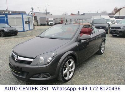 Grau Gebraucht 2010 Opel Astra Cabriolet Cabrio | 2.450 € (Superpreis)