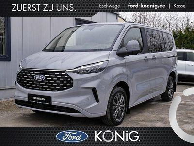 Neu Ford Tourneo Titanium 170 PS (125 kW) 2026 Grau Van / Kleinbus