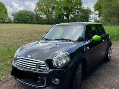 Gebraucht Mini One D 90 PS (66 kW) 2014 Schwarz Kleinwagen