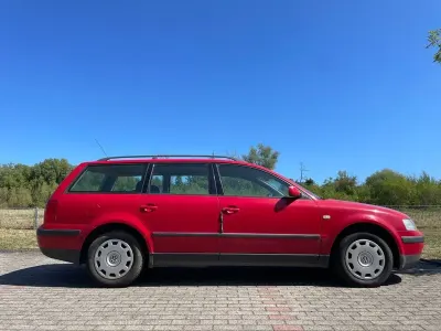 Gebraucht VW Passat Basis 116 PS (85 kW) 1999 Rot Kombi