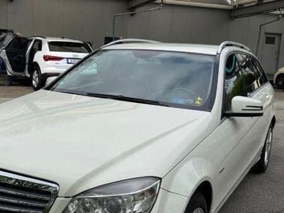 Mercedes C200