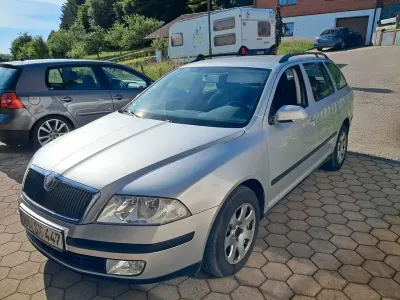Gebraucht Skoda Octavia Ambiente 105 PS (77 kW) 2007 Silber Kombi