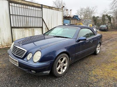 Gebraucht Mercedes CLK200 Avantgarde 136 PS (100 kW) 1999 Blau Cabrio