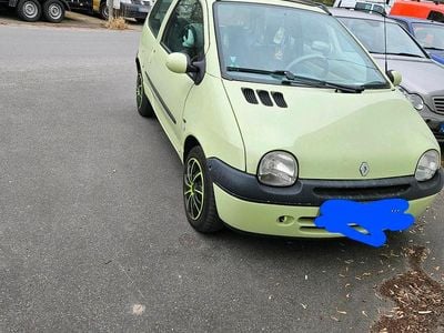 Second-hand Renault Twingo 58 CP (42 kW) 2005 Verde Hatchback