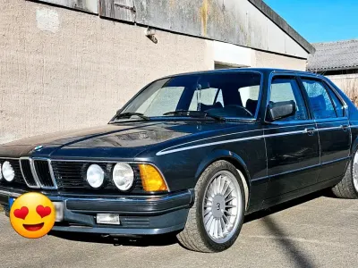 Gebraucht BMW 728 184 PS (135 kW) 1983 Grau Limousine