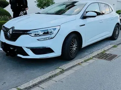 Usata Renault Mégane Life 150 CV (110 kW) 2016 Bianco Berlina