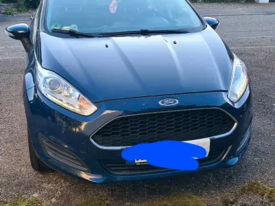 Gebraucht Ford Fiesta 95 PS (69 kW) 2017 Blau Kleinwagen