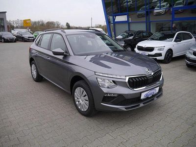 Neu Skoda Kamiq 95 PS (69 kW) 2026 Grau SUV