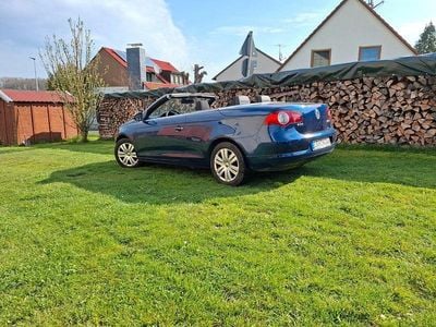 Usata VW Eos Edition 140 CV (102 kW) 2010 Blu Cabrio