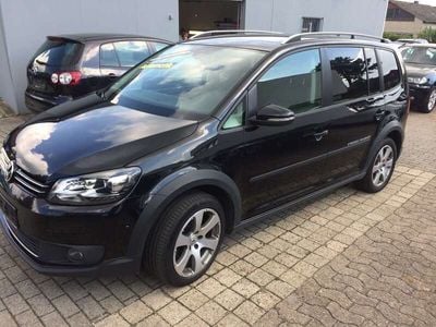 VW Touran Cross