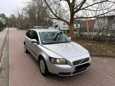 Second-hand Volvo V50 125 CP (91 kW) 2006 Argintiu Break