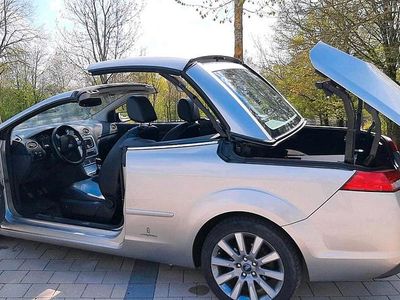 Begagnad Ford Focus Cabriolet 136 HK (100 kW) 2008 Silver Cab