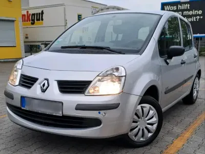 Używany Renault Modus 75 KM (55 kW) 2006 Srebrny Minivan