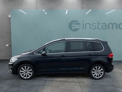 Gebraucht VW Touran Highline 150 PS (110 kW) 2020 Schwarz Van / Kleinbus