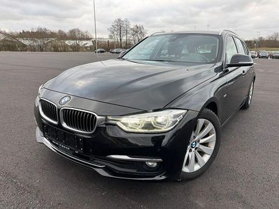 Schwarz Gebraucht 2017 BMW 320 Luxury Line Kombi | 12.450 € (Teuer)
