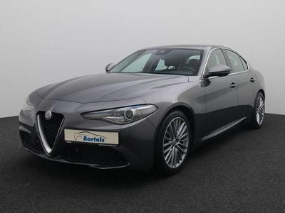 Gebraucht Alfa Romeo Giulia Super 179 PS (131 kW) 2016 Grau Limousine