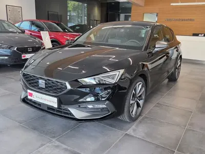Neu Seat Leon FR 150 PS (110 kW) 2026 Schwarz Limousine