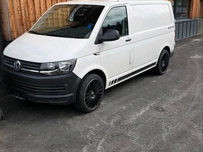 Second-hand VW T6 150 CP (110 kW) 2017 Alb Van