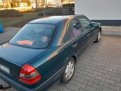 Gebraucht Mercedes C180 122 PS (89 kW) 1996 Grün Limousine