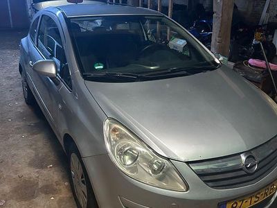 Second-hand Opel Corsa Enjoy 80 CP (58 kW) 2006 Argintiu Hatchback