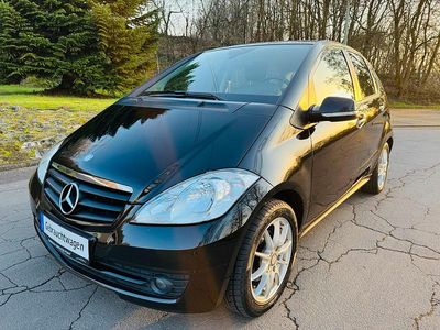 Gebraucht Mercedes A180 109 PS (80 kW) 2012 Schwarz Limousine
