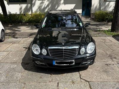 Mercedes E280