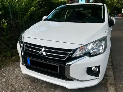 Gebraucht Mitsubishi Space Star Select 71 PS (52 kW) 2023 Weiß Kleinwagen