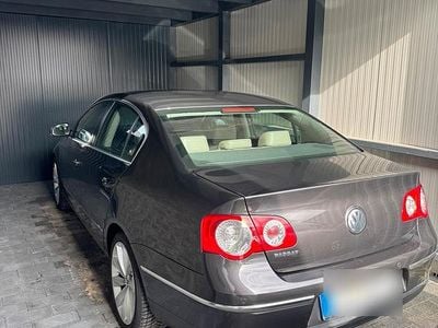 Gebraucht VW Passat Highline 150 PS (110 kW) 2006 Braun Limousine